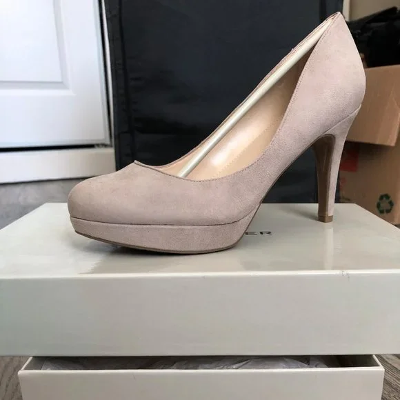 Marc Fisher Sydney Almond Toe Pumps Natural Suede 6.5 - Picture 2 of 3